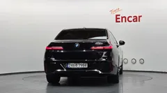 2023 BMW 7-Series 740i sDrive M Sport — фото 4