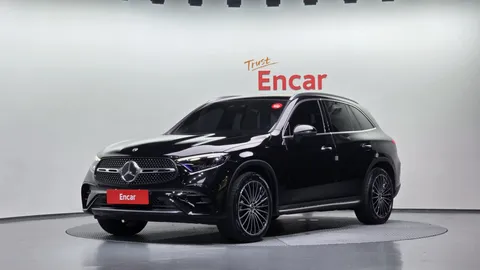 2023 Mercedes-Benz GLC-Class GLC300 4MATIC AMG Line