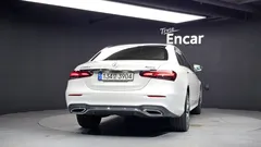 2022 Mercedes-Benz E-Class E220d 4MATIC AMG Line — фото 4