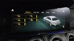2022 Mercedes-Benz E-Class E220d 4MATIC AMG Line — фото 16