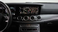 2022 Mercedes-Benz E-Class E220d 4MATIC AMG Line — фото 13