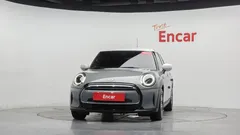 2023 Mini Cooper 5Door Classic — фото 3