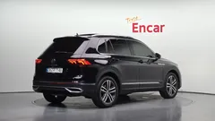 2023 Volkswagen Tiguan 2.0 TDI Prestige — фото 2
