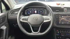 2023 Volkswagen Tiguan 2.0 TDI Prestige — фото 13