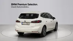 2023 BMW 2-Series 218d Luxury, белый — фото 2