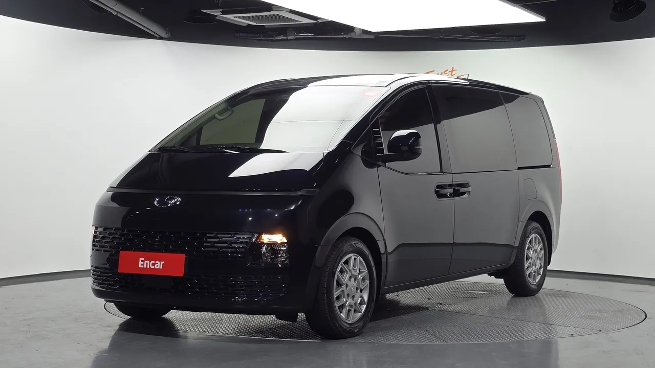 2022 Hyundai Staria L3.5 Cargo 5-Seater