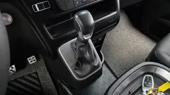 2023 Hyundai Staria Cargo 5-Seater — фото 9