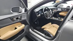2023 Volvo V60 B5 Ultimate AWD — фото 10