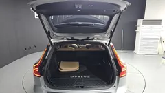 2023 Volvo V60 B5 Ultimate AWD — фото 20