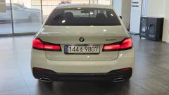 2023 BMW 5-Series 530i M Sport Package — фото 4