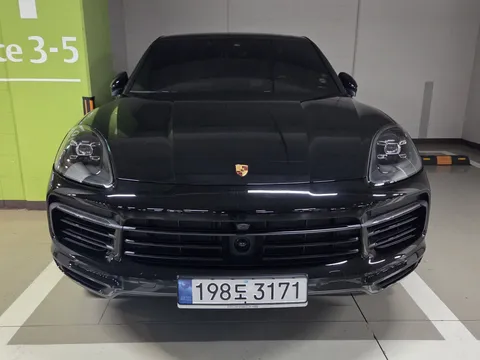 2022 Porsche Cayenne 3.0 Coupe