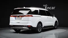 2023 Kia Carnival Gasoline 9-Seater Noblesse — фото 2