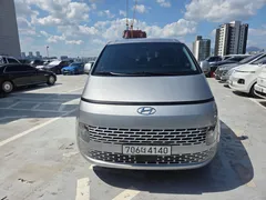 2023 Hyundai Staria Tourer 11-Seater — фото 3