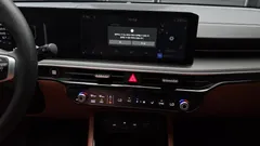2024 Kia K5 2.0, чёрный — фото 20
