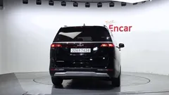 2023 Kia Carnival Diesel 9-Seater Prestige — фото 4