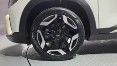 2023 Kia Seltos Gasoline 1.6 Turbo 2WD — фото 5
