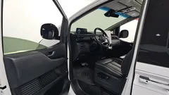 2022 Hyundai Staria Lounge 9-Seater — фото 10