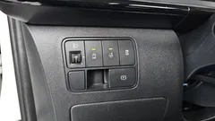 2022 Hyundai Staria Lounge 9-Seater — фото 16