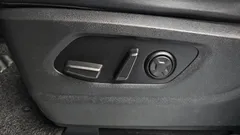 2022 Hyundai Staria Lounge 9-Seater — фото 17