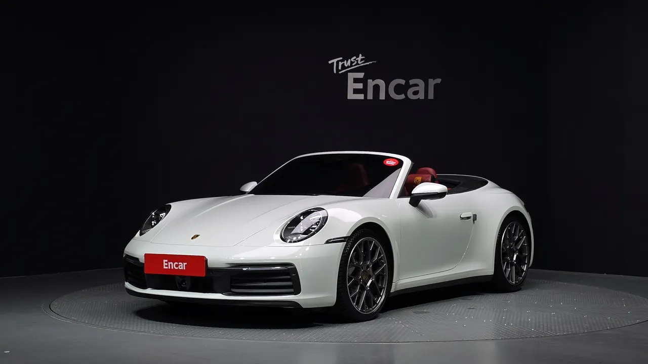 2021 Porsche 911 Carrera Cabriolet