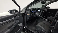 2023 Volkswagen Golf 2.0 TDI Prestige — фото 10