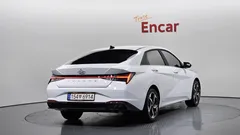 2023 Hyundai AVANTE Inspiration, белый — фото 2