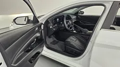 2023 Hyundai AVANTE Inspiration, белый — фото 10
