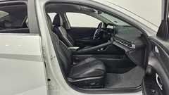 2023 Hyundai AVANTE Inspiration, белый — фото 11