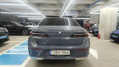 2023 BMW 7-Series 740i sDrive Design Pure Excellence — фото 4