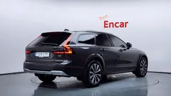 2023 Volvo V90 B5 Ultimate AWD, коричневый — фото 2