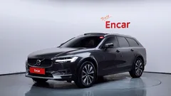 2023 Volvo V90 B5 Ultimate AWD, коричневый — фото 13