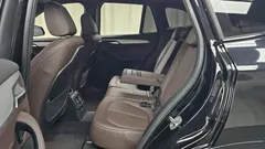2022 BMW X1 xDrive 20i M Sport, чёрный — фото 12
