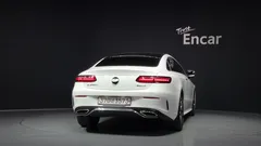 2023 Mercedes-Benz E-Class E300d 4MATIC Coupe — фото 4