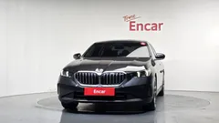 2024 BMW 5-Series 520i — фото 3