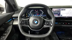 2024 BMW 5-Series 520i — фото 14
