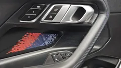 2022 BMW 2-Series M240i xDrive Coupe, серо-серебристый — фото 13