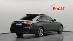 2021 Mercedes-Benz E-Class E350 4MATIC AMG Line — фото 2
