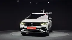 2023 Volkswagen Tiguan 2.0 TSI Prestige — фото 3