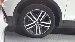 2023 Volkswagen Tiguan 2.0 TSI Prestige — фото 5
