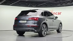 2022 Audi Q5 40 TDI Quattro Premium — фото 2