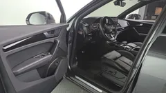 2022 Audi Q5 40 TDI Quattro Premium — фото 10