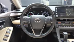 2021 Toyota Avalon 2.5 Hybrid, синий — фото 13