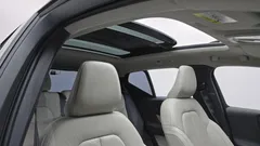 2023 Volvo XC40 B4 Ultimate Bright — фото 18