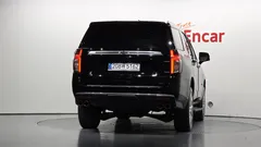 2022 ChevroletGMDaewoo Tahoe 6.2 Dark Knight 4WD, чёрный — фото 4