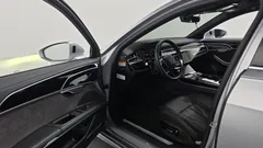 2023 Audi A8 50 TDI Quattro Premium — фото 10