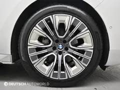 2023 BMW 7-Series 740d xDrive Design Pure Excellence — фото 5