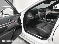 2023 BMW 7-Series 740d xDrive Design Pure Excellence — фото 15