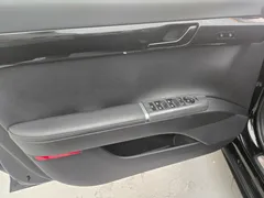 2023 Hyundai Grandeur 3.5 LPG 2WD (Taxi) — фото 20