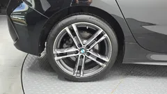 2023 BMW 1-Series 120i M Sports — фото 5