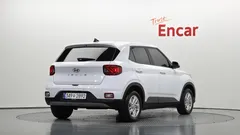 2022 Hyundai Venue 1.6 Modern Plus, белый — фото 2